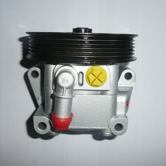 Pompe servosterzo  FORD FOCUS II  4M51-3A696-AB 4M513A696AB