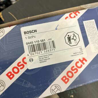 NEUE Einspritzdüse BOSCH CR 0445110582 33800-2F600 0445110581 33800 2F600