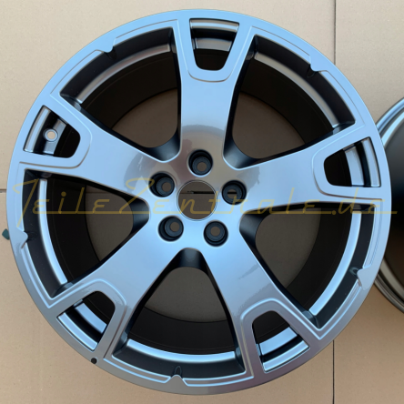 Maserati Levante NUOVO cerchio in lega posteriore NEREO 10.5