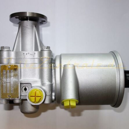 Power steering pump MERCEDES BENZ A2104660001